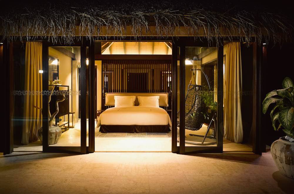 Beach Pool House at Velaa Private Island thumbnail 2
